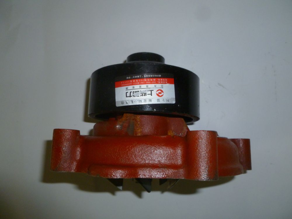 Насос водяной SDEC SC9D340D2; TDS 228 6LT/Water pump