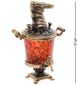 Народные промыслы AM-3235 Фигурка «Самовар с сапогом» (латунь, янтарь)