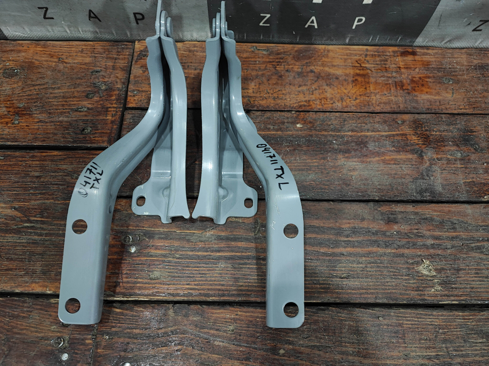 Петли капота комплект Exeed VX 21-нв Б/У Оригинал 553000086AADYJ