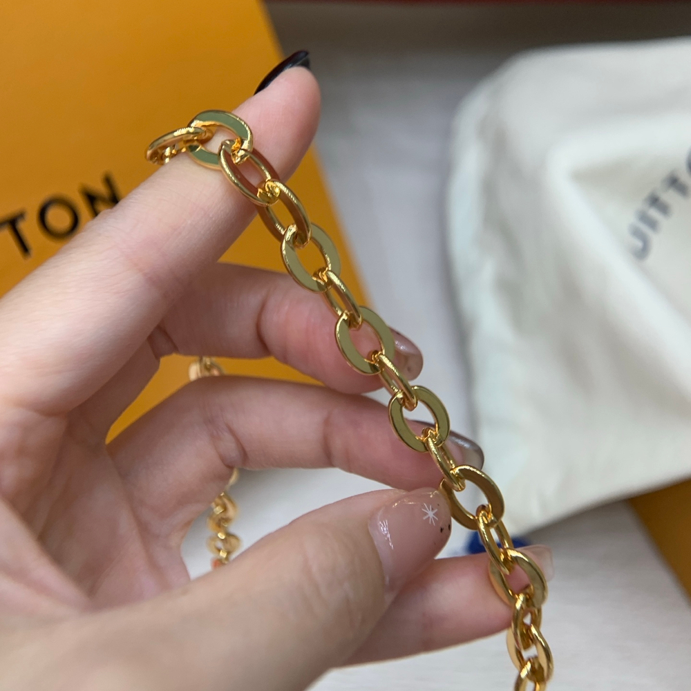 Louis Vuitton Wallet On Chain LV Bloom