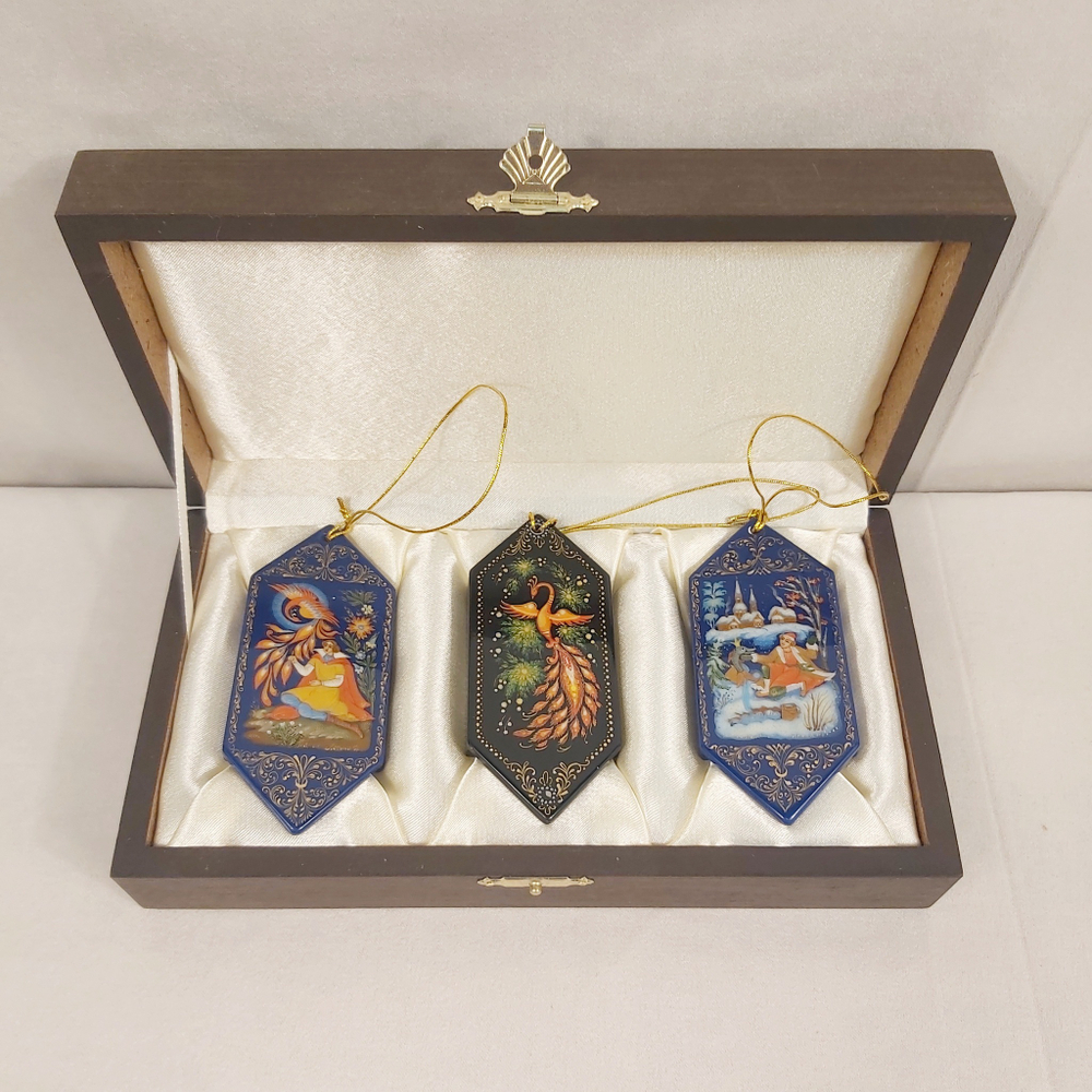 Набор ёлочных игрушек-конфет с ручной росписью Палех "Сказки" в футляре