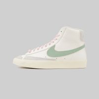  Кроссовки Nike Blazer Mid '77 PRM артикул:DO9787-100 - купить в магазине Дайс