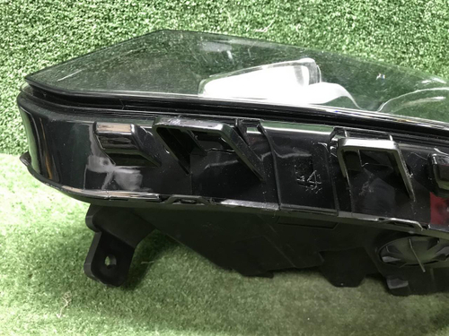 Фара левая Geely Coolray (2019-2024) LED