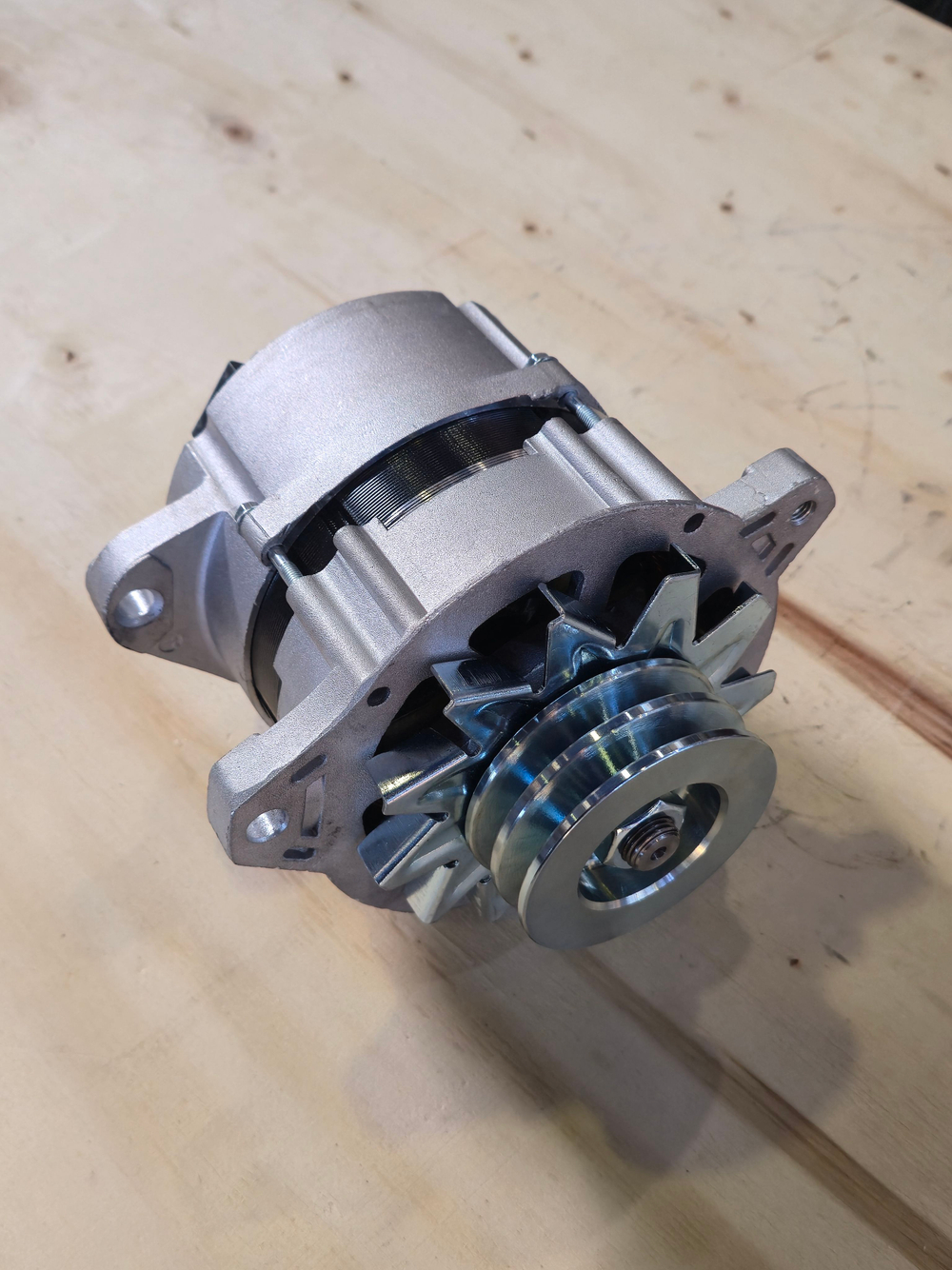 Генератор Камаз, МАЗ дв.ЯМЗ-236, 238, Камаз-740 дополнительная фаза 28В 60А Автоэлектрика