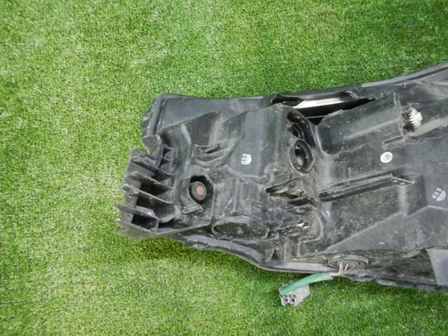 Битая Фара правая Subaru Forester 5 SK (2018-2021) LED