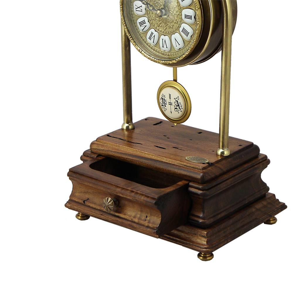 Capanni Часы настольные с маятником