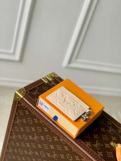 Louis Vuitton Charms Card Holder