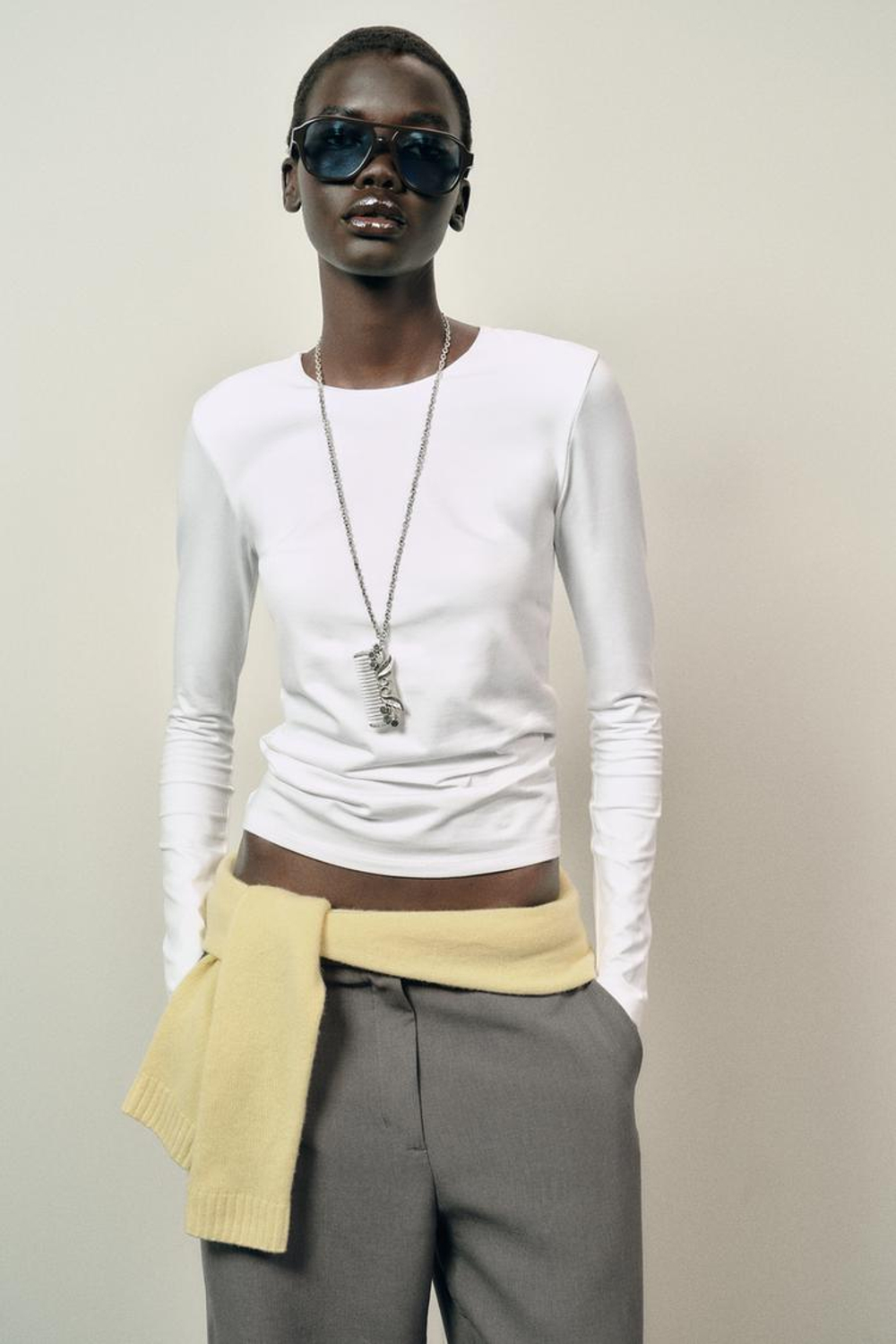 ZARA БАЗОВАЯ ХЛОПКОВАЯ ФУТБОЛКА, БЕЛЫЙ