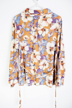 Блузка для удобного образа, маркировка S/M, визуально на 44/46 размер