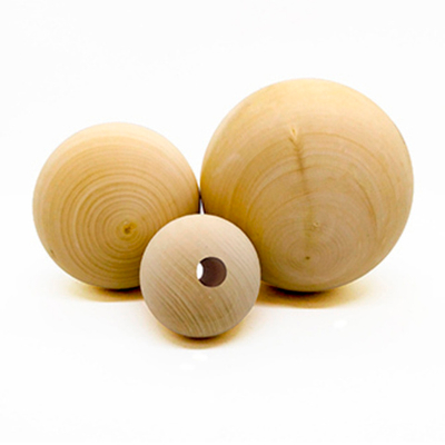 Шар 150мм из липы со сквозным отверстием д10мм