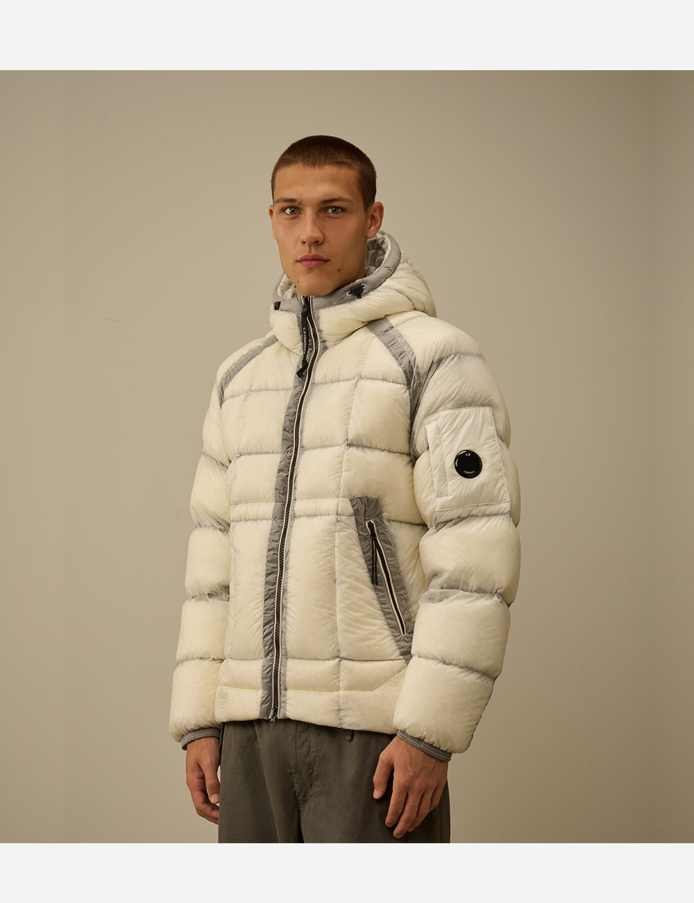 C.P. Company Shell Down Puffer Jacket " Gauze White" (RFCMOW702A110416A103)