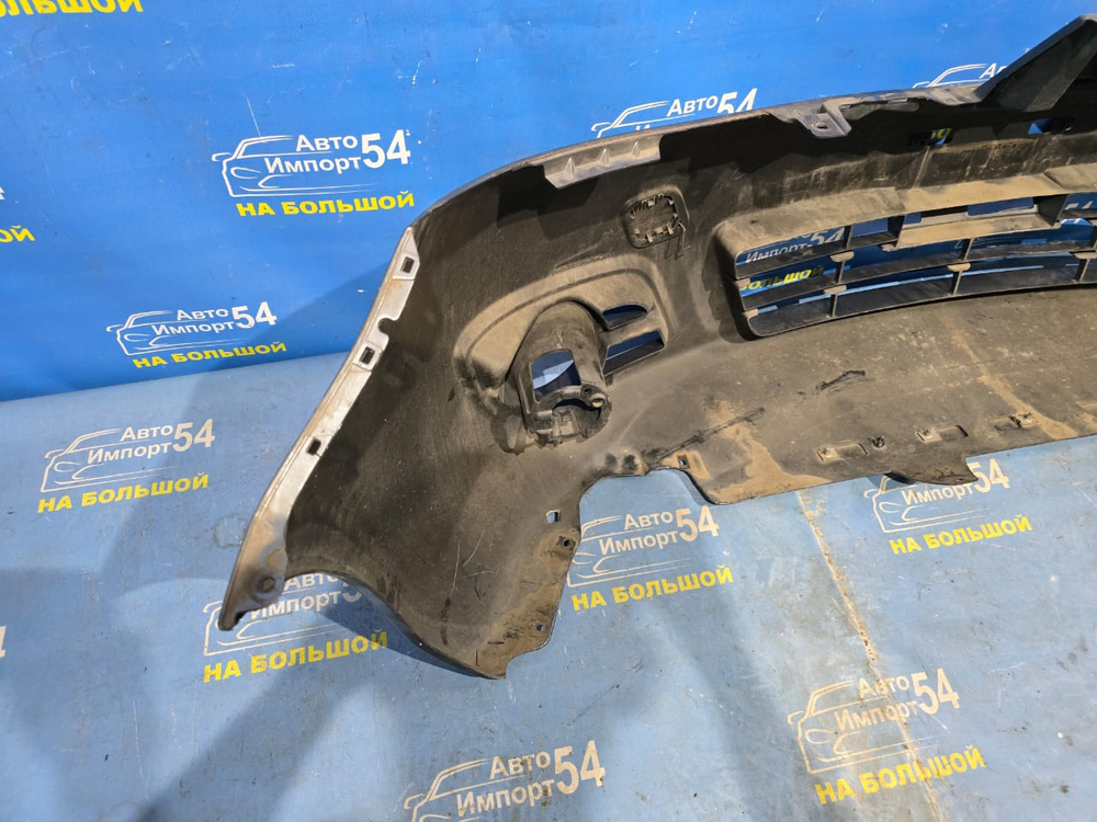 Бампер передний NISSAN NOTE 2008-2012