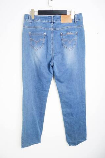 Джинсы свободного кроя, маркировка 34, визуально на 40 размер