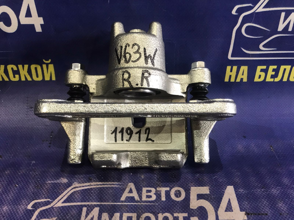 Суппорт тормозной задний правый MITSUBISHI PAJERO 1999-2002