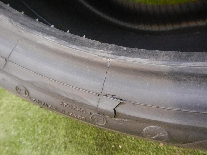 Шина Комплект шин Pirelli P-zero R20 R21