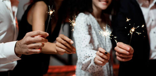 Готовимся к корпоративу: что надеть, чтобы чувствовать себя на все сто