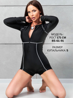 Купальник с длинными рукавами и шортами на молнии