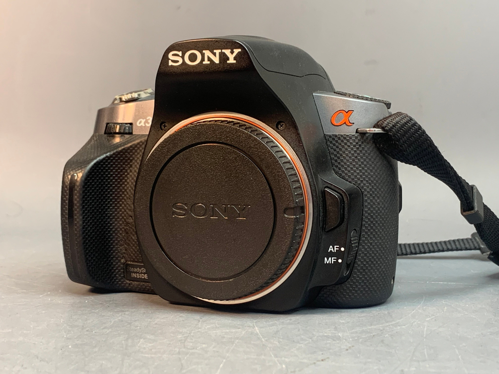 Sony A330 body 43000 кадров иногда клинит затвор