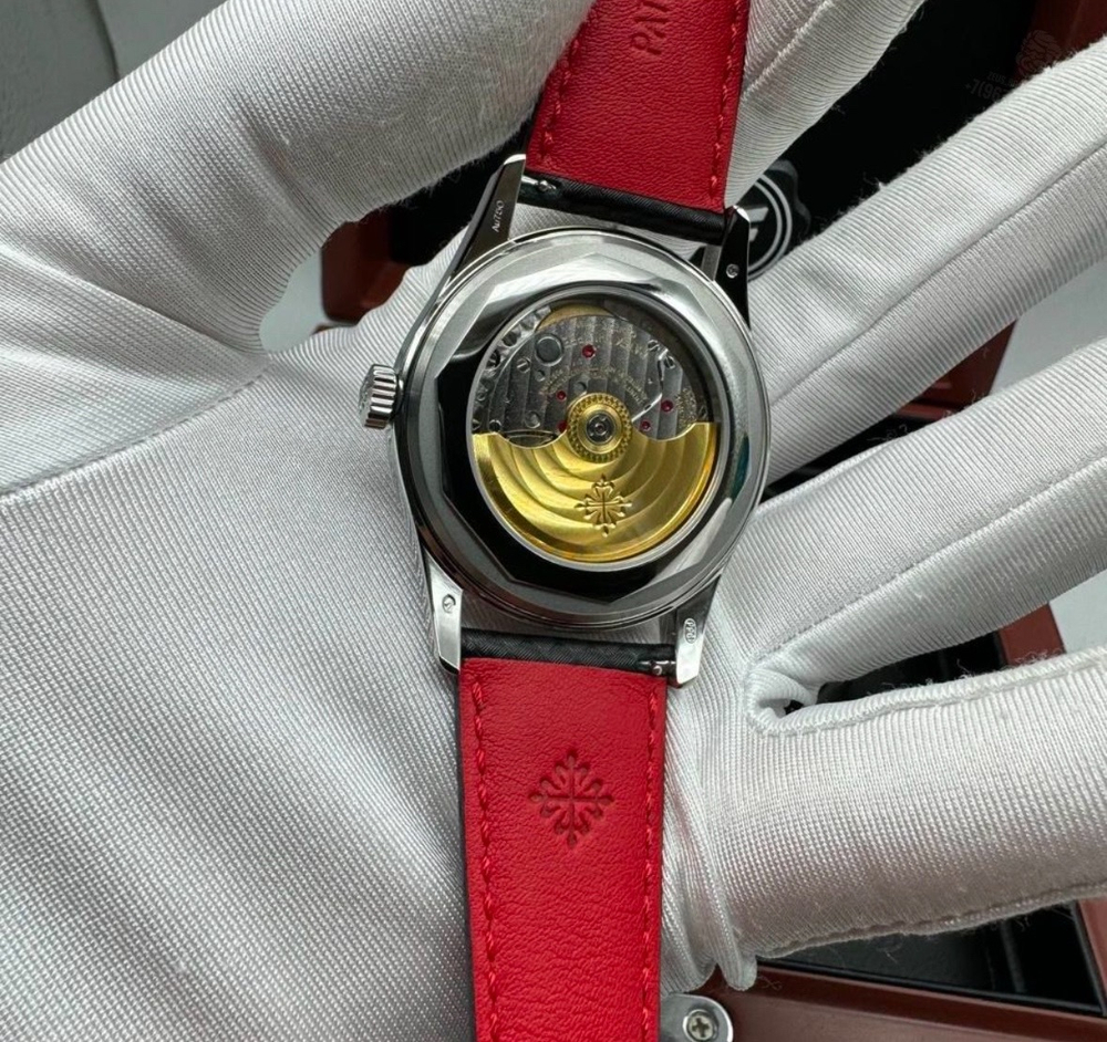 Часы Patek Philippe Calatrava