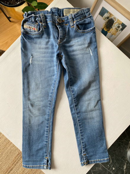 Джинсы Diesel, 98