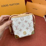 Louis Vuitton Noe Purse