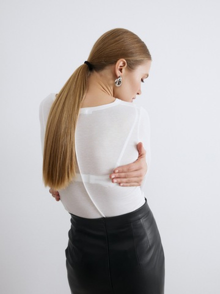 Лонгслив из полупрозрачной ткани, цвет молочный