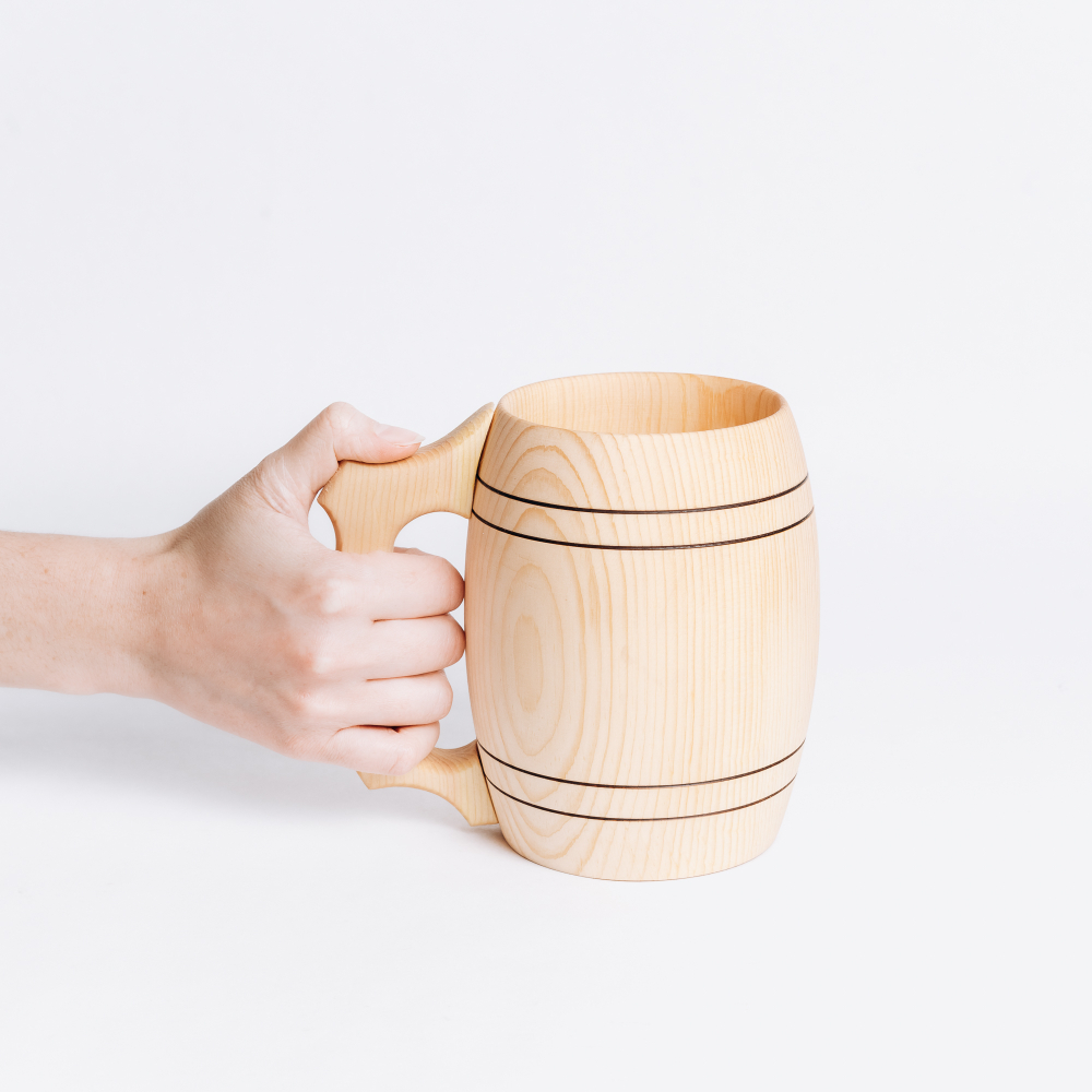 Деревянная пивная кружка из цельного куска древесины. Неклееная. C81