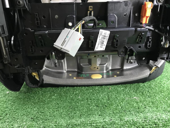 Сиденье Комплект сидений LR Discovery Sport 19-нв