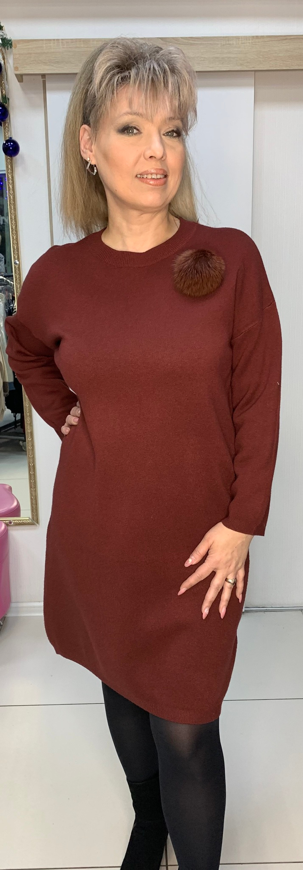 Терракотовое итальянское платье с помпоном