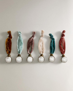 ZARA HOME НАБОР МАЛЕНЬКИХ ЕЛОЧНЫХ ШАРОВ С БАНТАМИ (6 ШТ.), РАЗНОЦВЕТНЫЙ