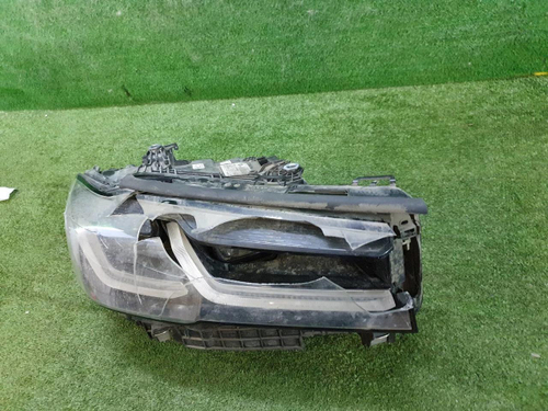 Фара правая BMW 5er G30 (2020-2023) LED