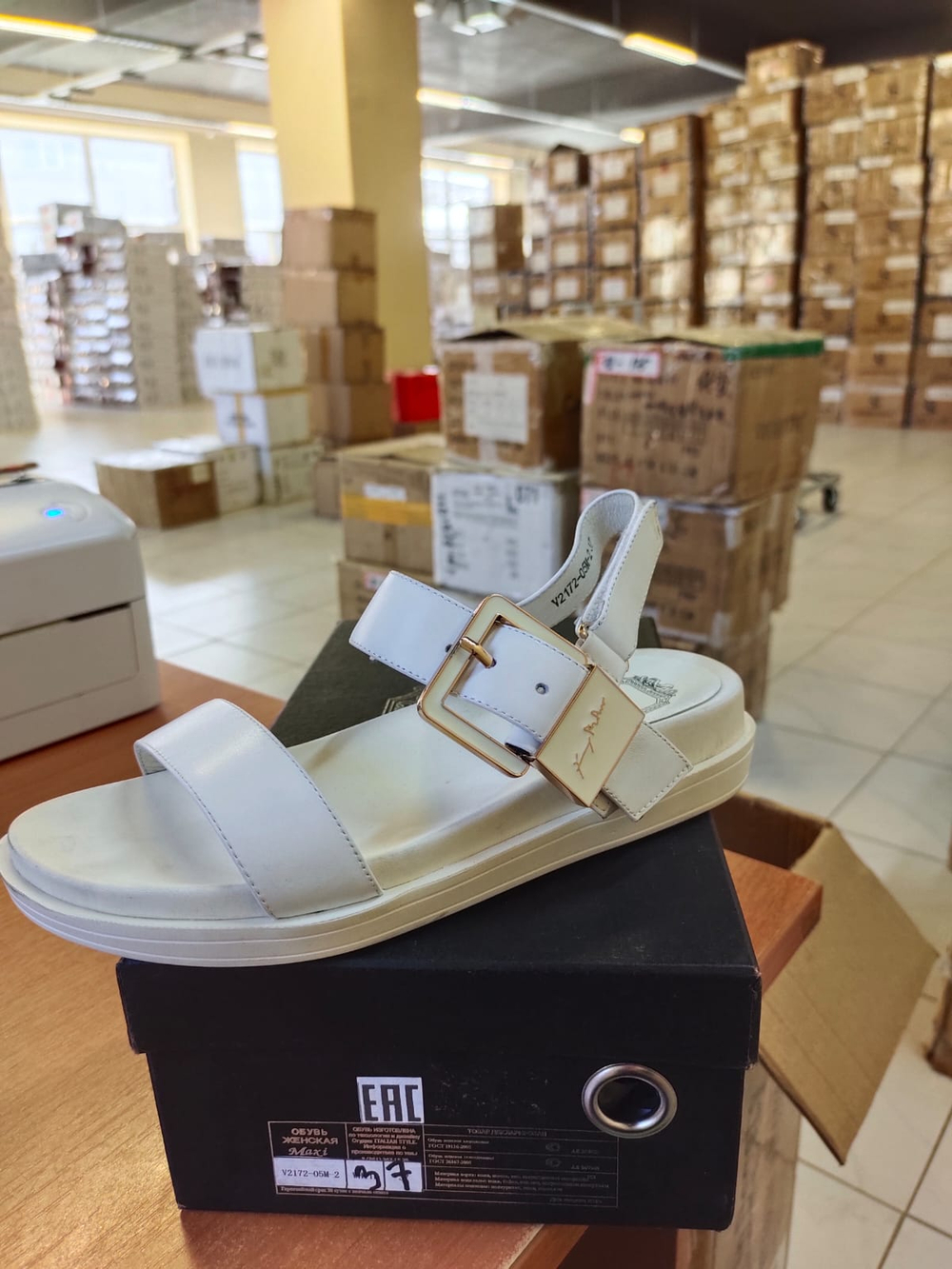 Босоножки женские MAXI V2172-05M-2\375