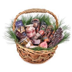 Мясная подарочная корзина «Много дичи»
