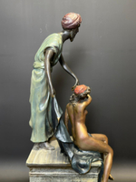 Скульптурная композиция «Продавец невольниц»