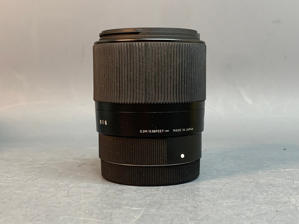 Sigma 30mm f/1.4 DC DN Sony E