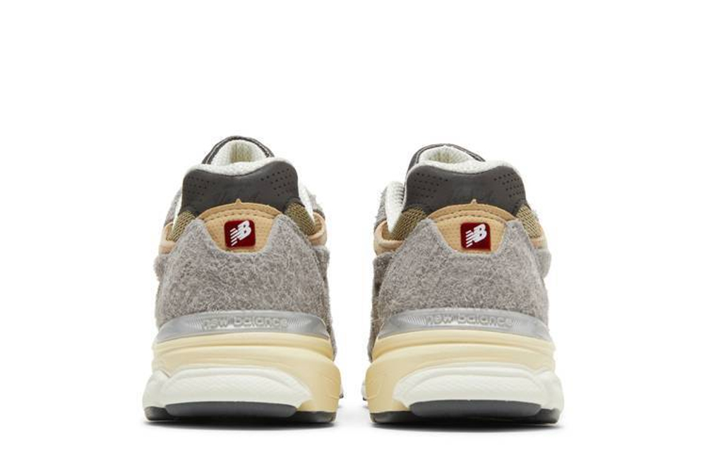 Кроссовки New Balance Teddy Madenb 990 V3