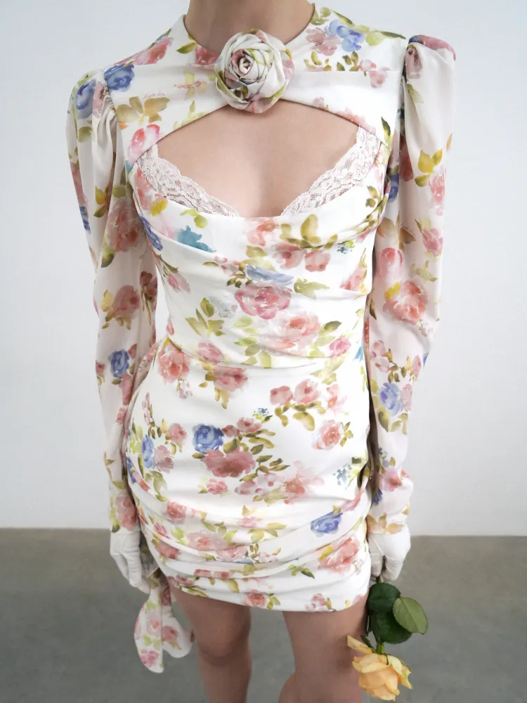 Мэйси мини (Macy mini), платье мини из молочного крепдешина с цветочным принтом