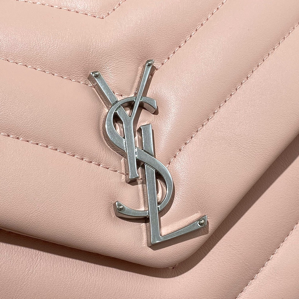 Saint Laurent Loulou 25 cm