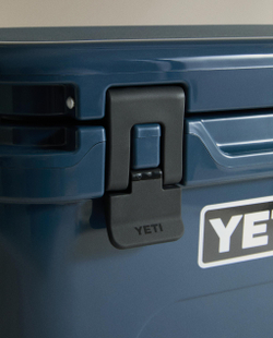 YETI Термобокс переносной 15 л с жёстким корпусом