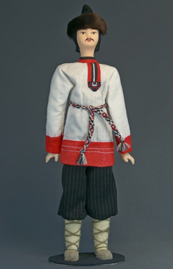 Кукла интерьерная. В мужском повседневном традиционном костюме (стилизация). К.19 - н.20 в. Мордовия.