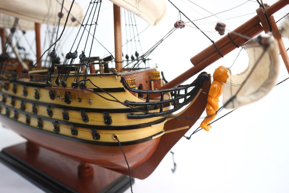 Van Der Heijden Модель парусника Трёхъ Иерархов, Россия