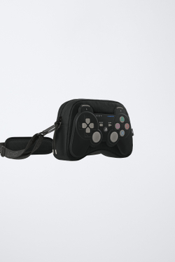 ZARA СУМКА С ПЛЕЧЕВЫМ РЕМНЕМ PLAYSTATION™, ЧЕРНЫЙ
