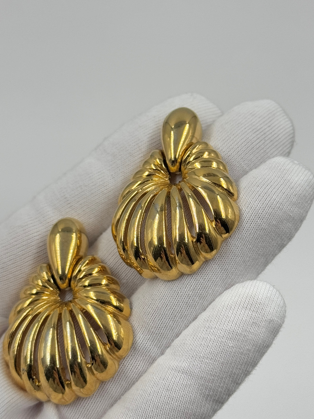 Серьги Givenchy