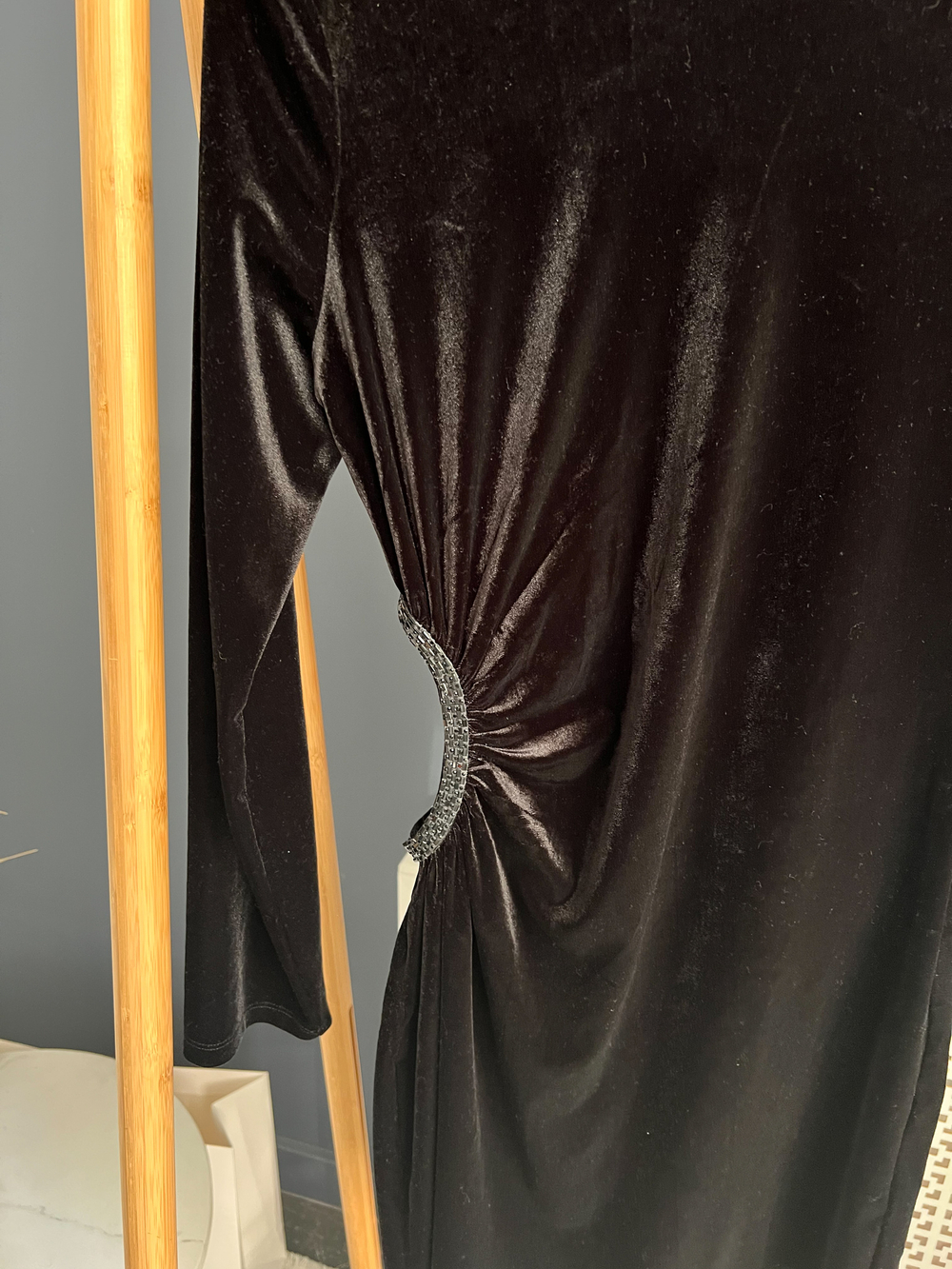 Бархатное платье Zara, S