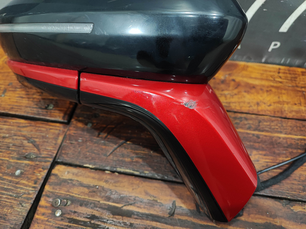 Зеркало правое 12 + 1 Pin Omoda C5 22-нв Б/У Оригинал 601000431AABCE