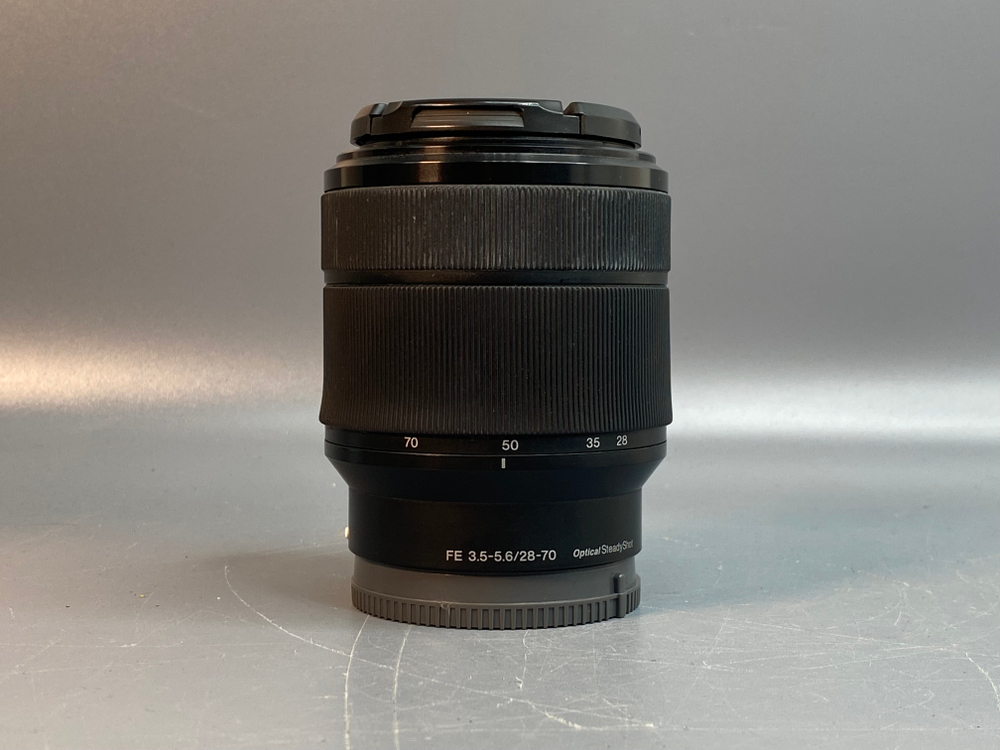 Sony 28-70mm 3.5-5.6 OSS