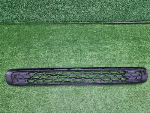 Решетка переднего бампера Mini Hatch F56 (13-18)