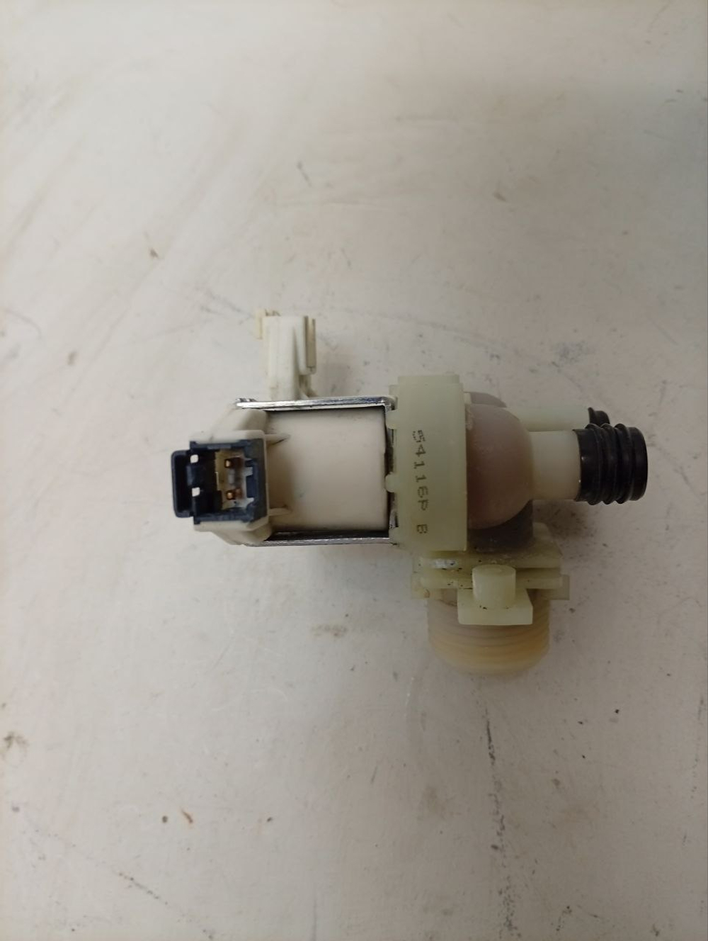 VMUF501B кт19 Клапан подачи воды для стиральных машин Indesit Ariston C00302311 б/у