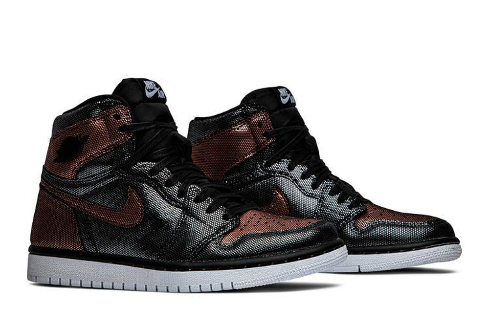 Кроссовки Jordan Air Jordan 1 "Fearless" (Женская размерная сетка)