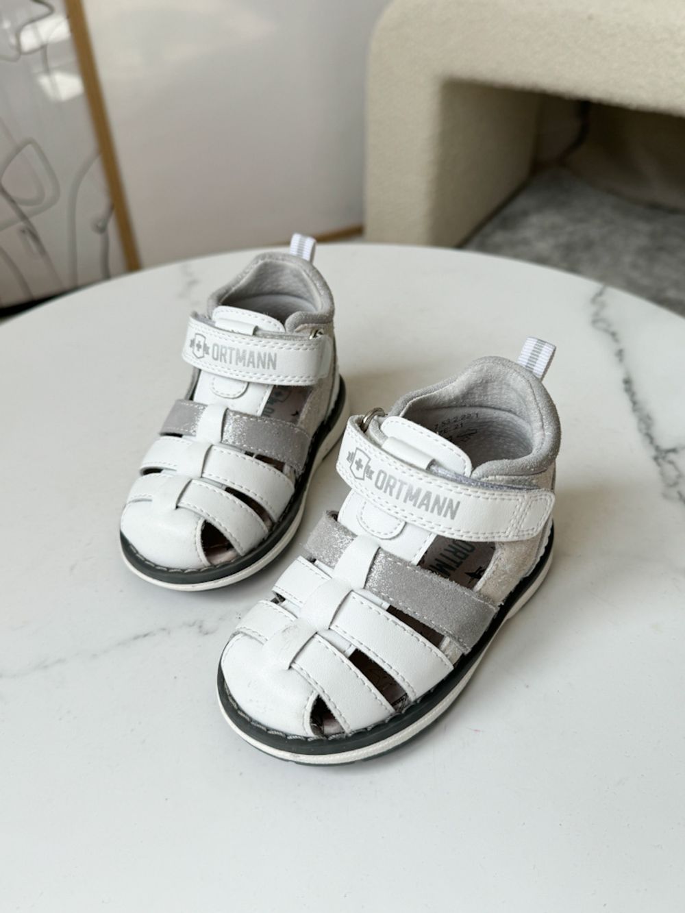 Кожаные сандалии Ortmann, 21